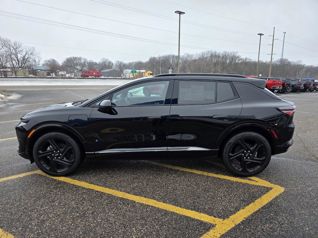 Used 2024 Chevrolet Equinox EV RS SUV