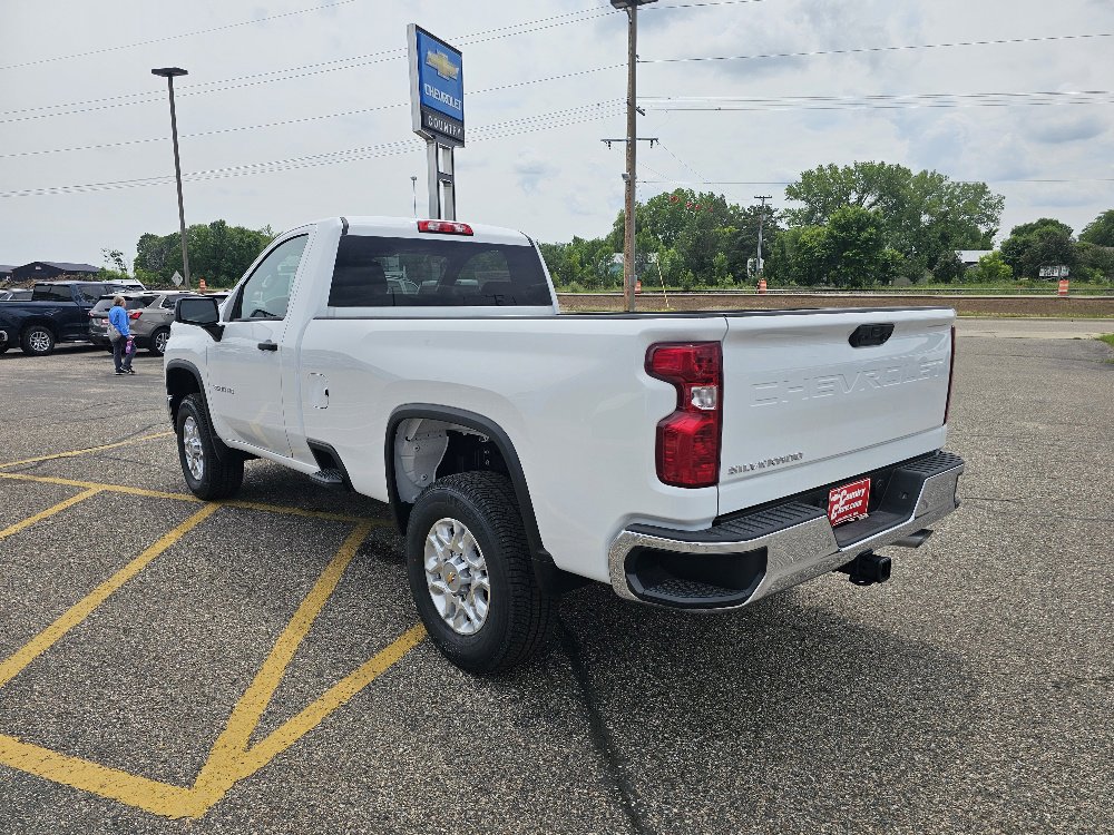 2025 Chevrolet Silverado 3500HD photo 3
