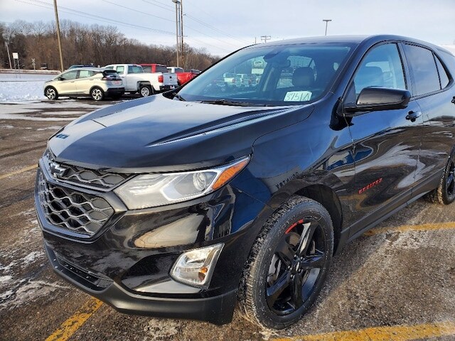 Used 2020 Chevrolet Equinox LT with VIN 2GNAXLEX4L6120149 for sale in Annandale, Minnesota