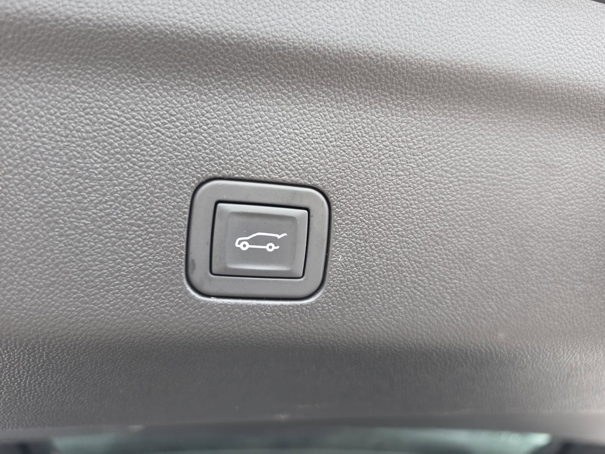 2026 Cadillac Escalade Platinum Sport - Photo 22