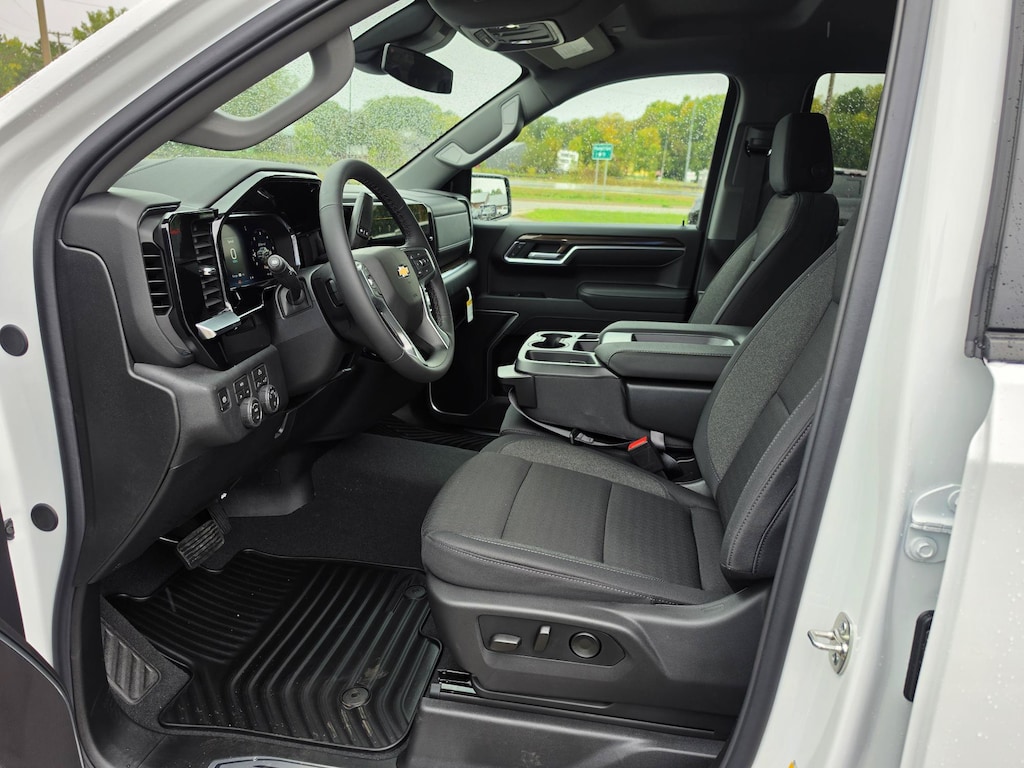 New 2026 Chevrolet Silverado 1500 LT Truck