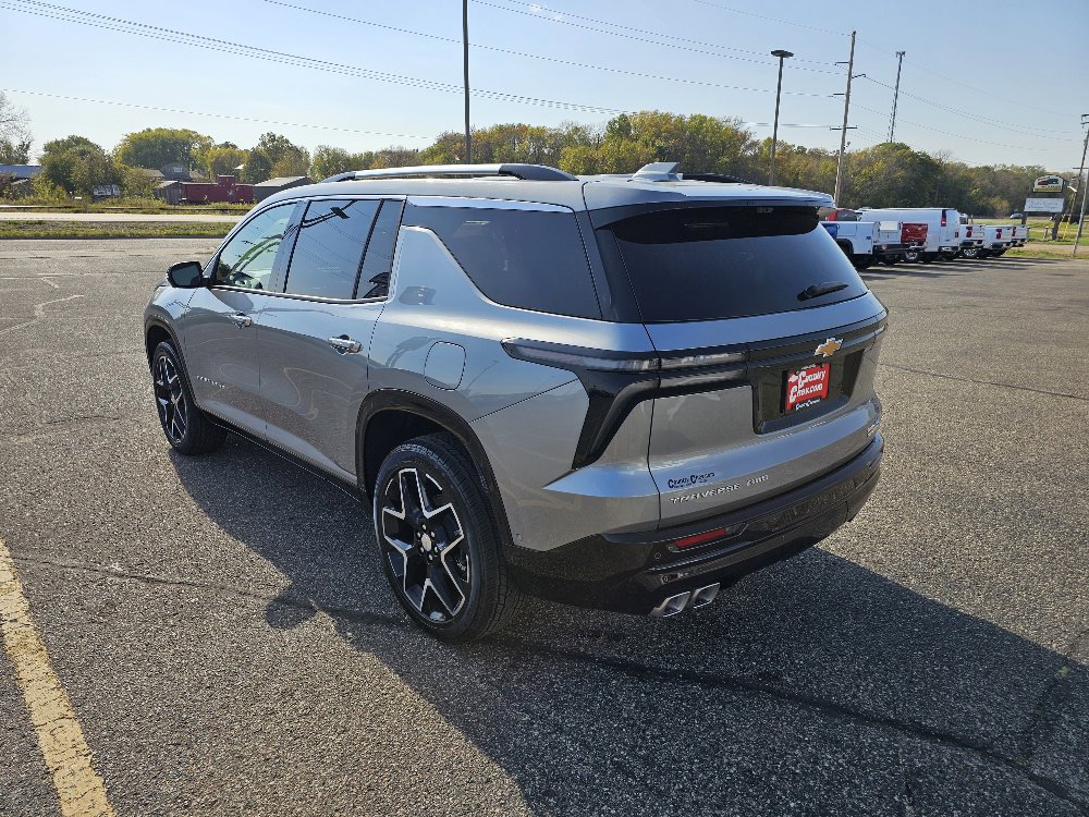 2026 Chevrolet Traverse High Country photo 3