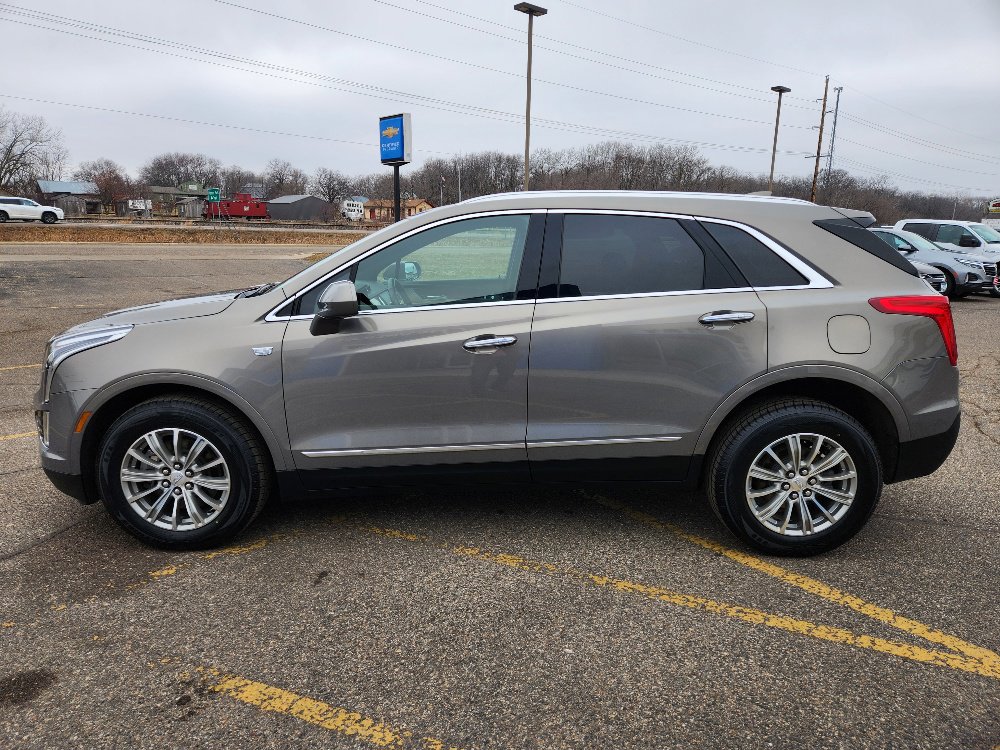 Used 2019 Cadillac XT5 Luxury with VIN 1GYKNDRS9KZ168119 for sale in Annandale, Minnesota