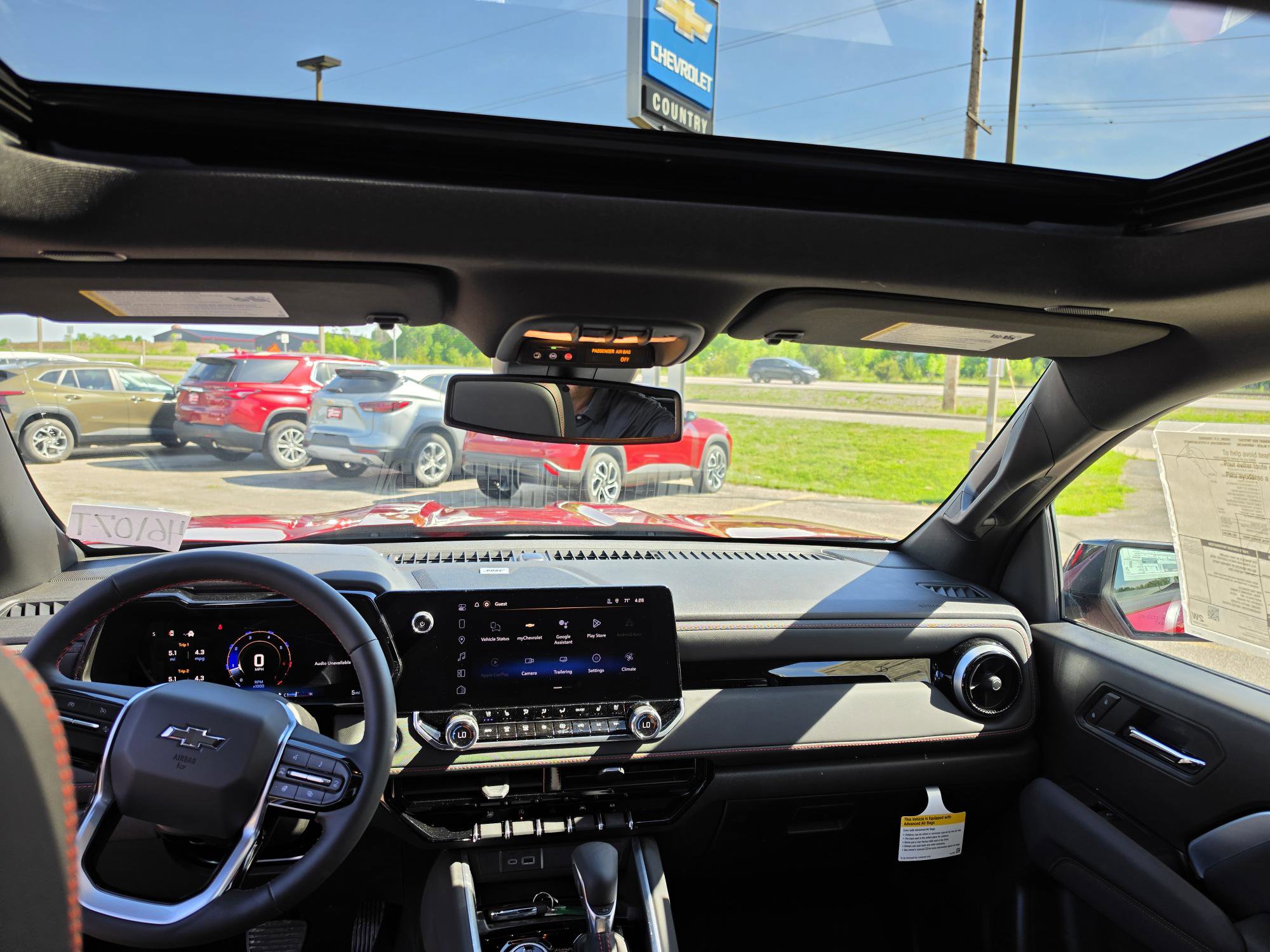 2026 Chevrolet Colorado Z71 - Photo 8