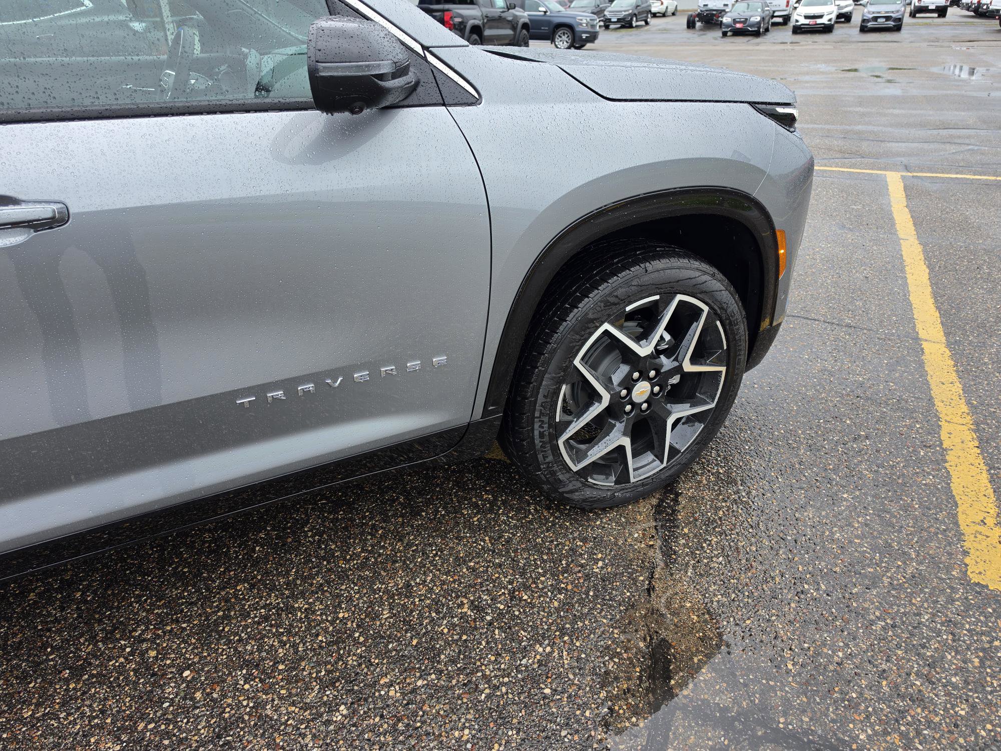 2026 Chevrolet Traverse High Country - Photo 10