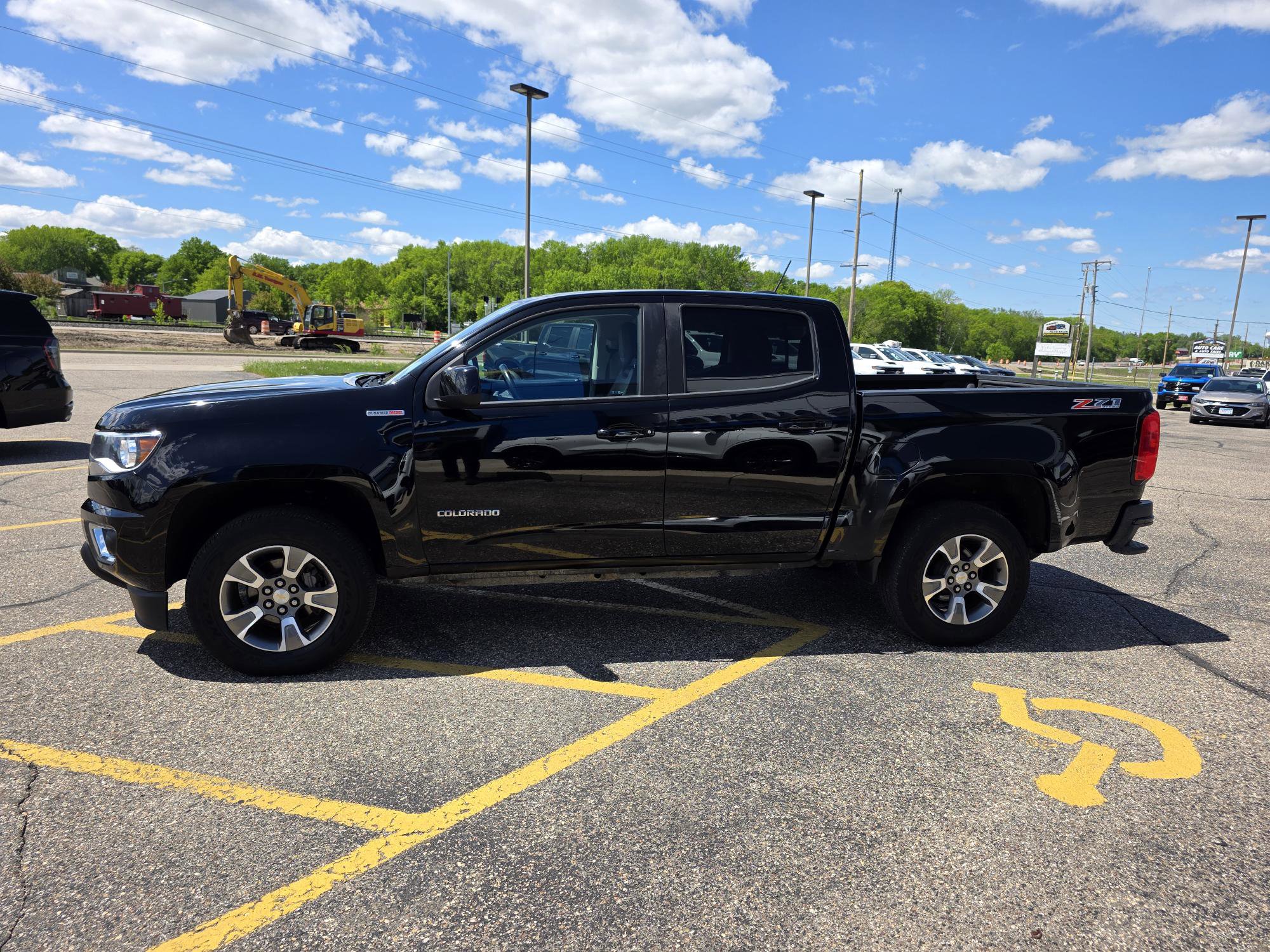 Used 2016 Chevrolet Colorado Z71 with VIN 1GCPTDE19G1355381 for sale in Annandale, Minnesota