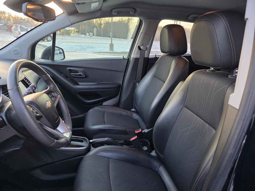 Used 2022 Chevrolet Trax LT SUV