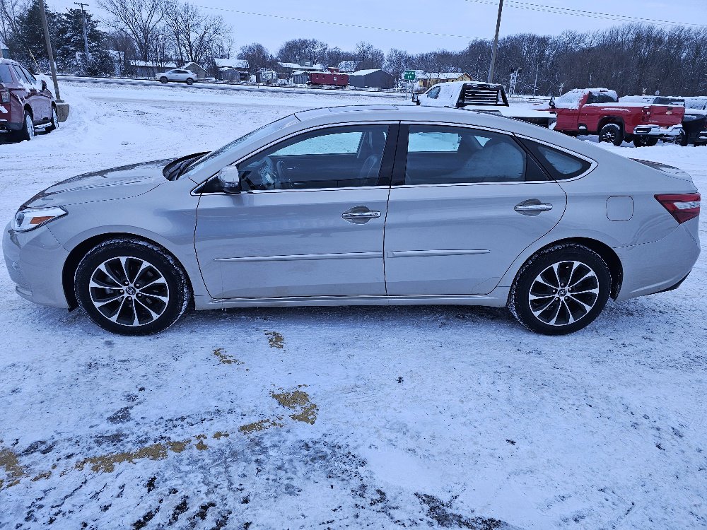 Used 2017 Toyota Avalon XLE Premium with VIN 4T1BK1EB3HU257561 for sale in Annandale, Minnesota