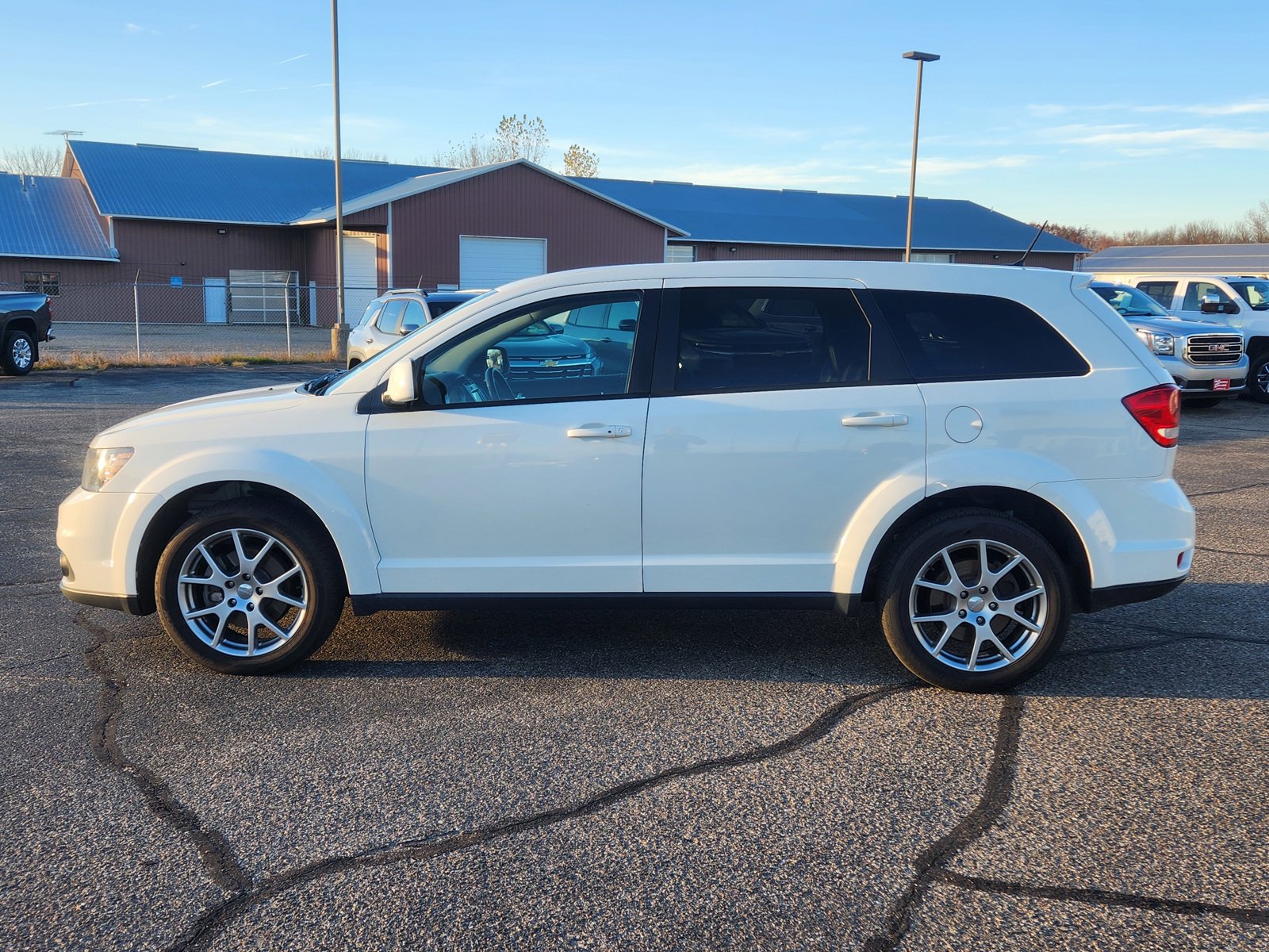 Used 2017 Dodge Journey GT with VIN 3C4PDDEG3HT616239 for sale in Annandale, MN