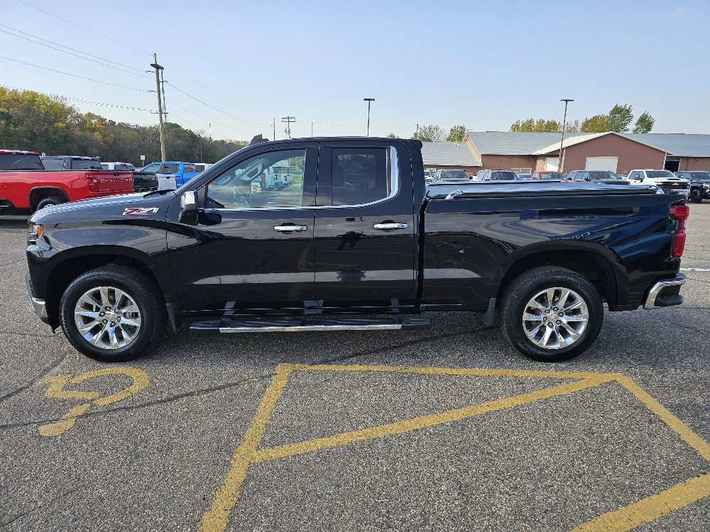 Used 2019 Chevrolet Silverado 1500 LTZ with VIN 1GCRYGED6KZ252421 for sale in Annandale, Minnesota