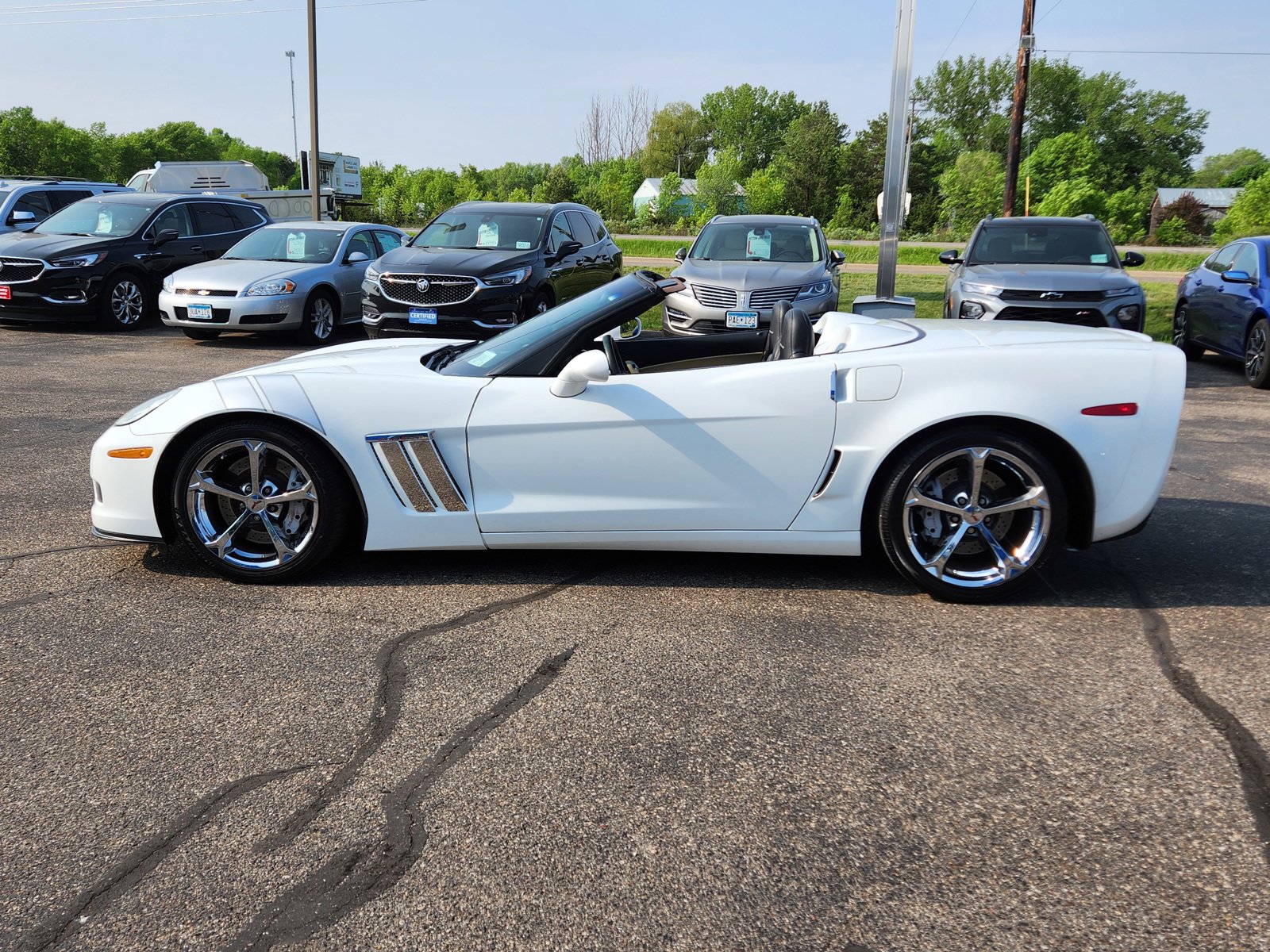 Used 2010 Chevrolet Corvette Grand Sport with VIN 1G1YW3DW1A5108190 for sale in Annandale, Minnesota