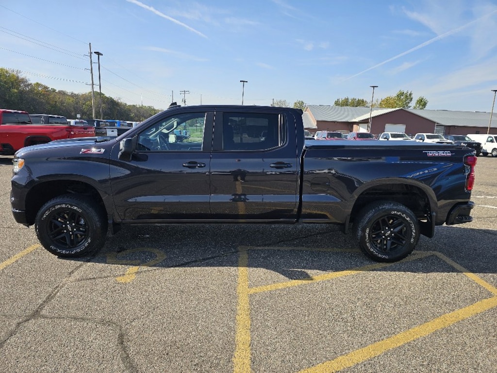 Used 2022 Chevrolet Silverado 1500 LT Trail Boss Truck Crew Cab