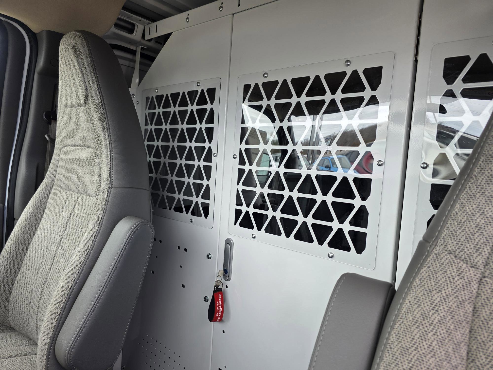 2025 Chevrolet Express Cargo Work Van - Photo 6