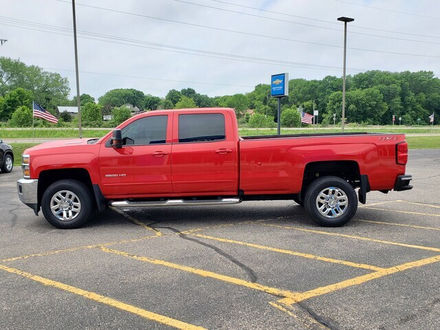 Used 2018 Chevrolet Silverado 3500HD LT with VIN 1GC4KZCYXJF241080 for sale in Annandale, Minnesota