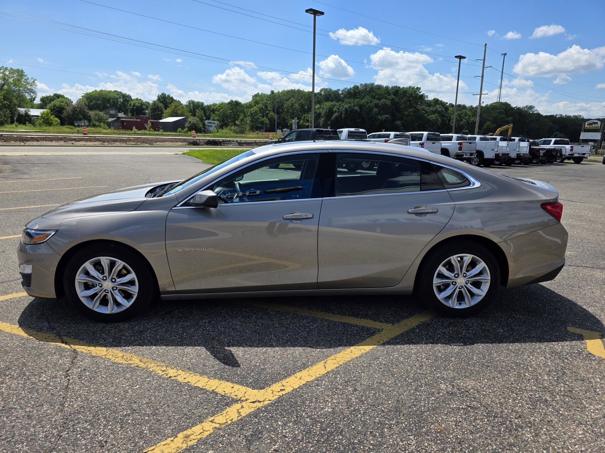 Used 2024 Chevrolet Malibu 1LT with VIN 1G1ZD5STXRF239025 for sale in Annandale, Minnesota