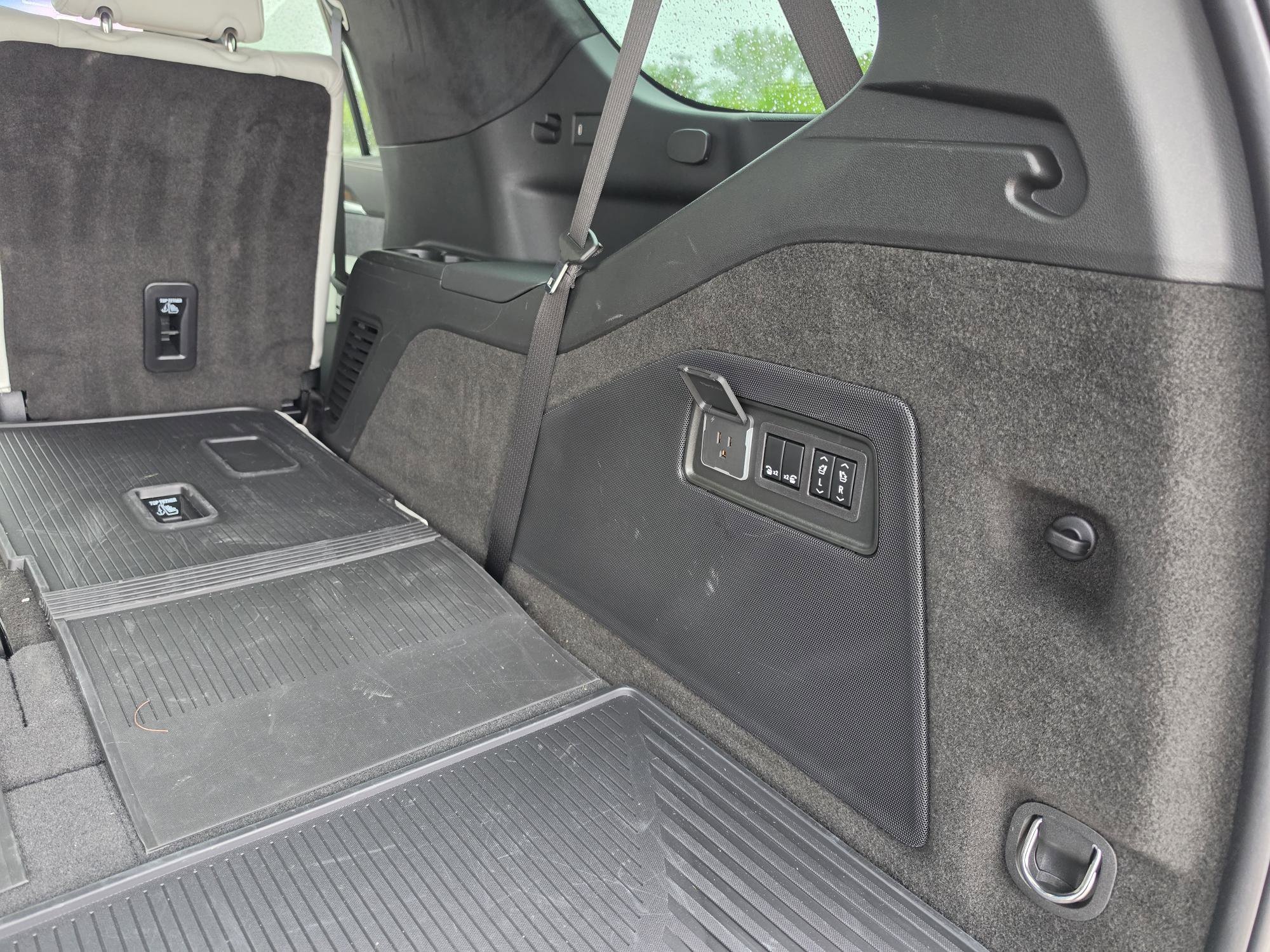 2026 Cadillac Escalade Platinum Sport - Photo 20