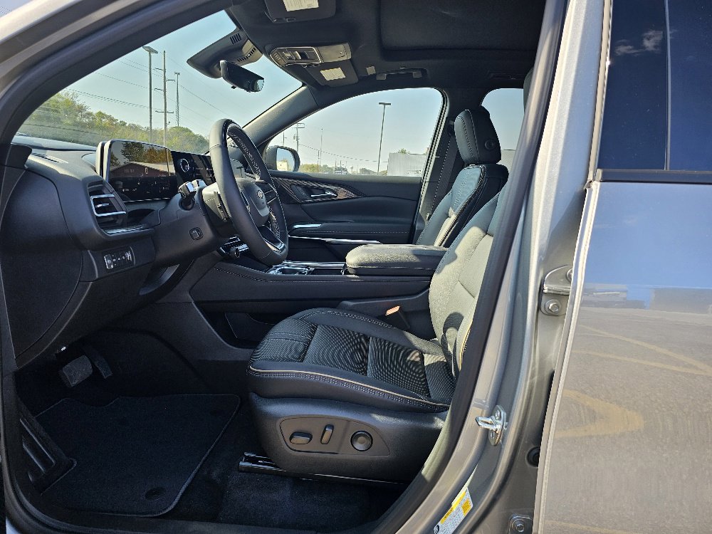 2026 Chevrolet Traverse High Country photo 4