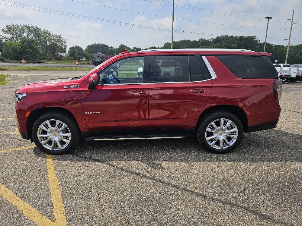 2021 Chevrolet Tahoe High Country photo 2