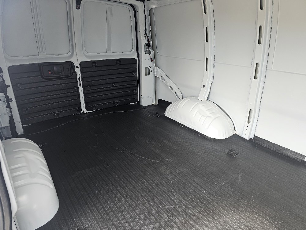 2025 Chevrolet Express Cargo Work Van - Photo 8