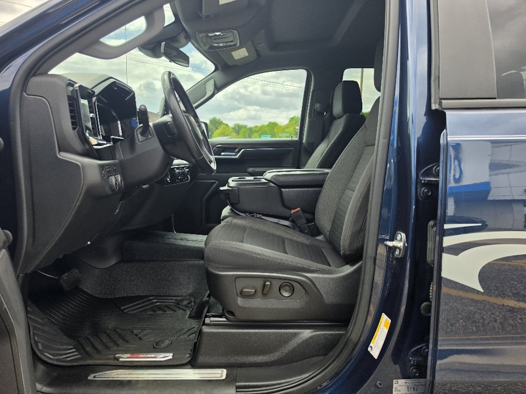 Used 2022 Chevrolet Silverado 1500 LT Truck Crew Cab