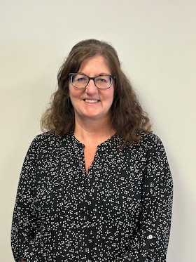 Staff member Judy Van Lith from ID_e95640d05fde