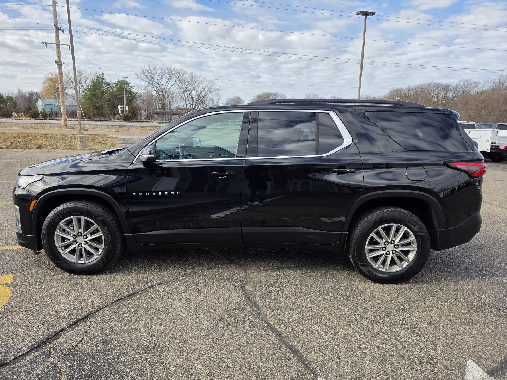 Used 2022 Chevrolet Traverse 1LT with VIN 1GNEVGKW6NJ105491 for sale in Annandale, Minnesota