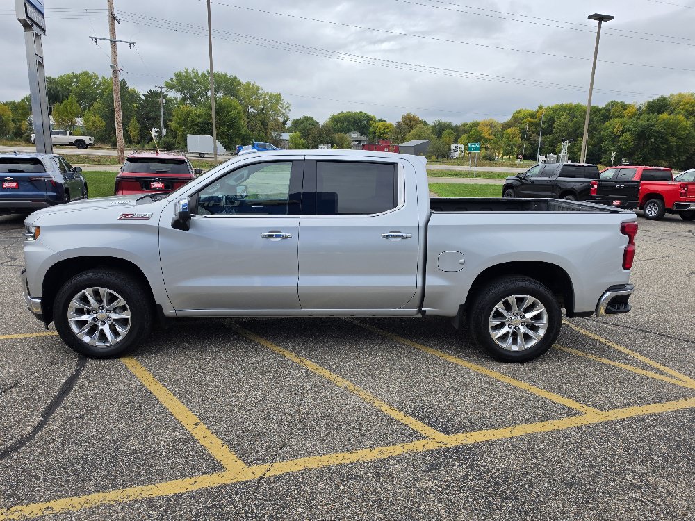 Used 2021 Chevrolet Silverado 1500 LTZ with VIN 1GCUYGET3MZ327466 for sale in Annandale, Minnesota