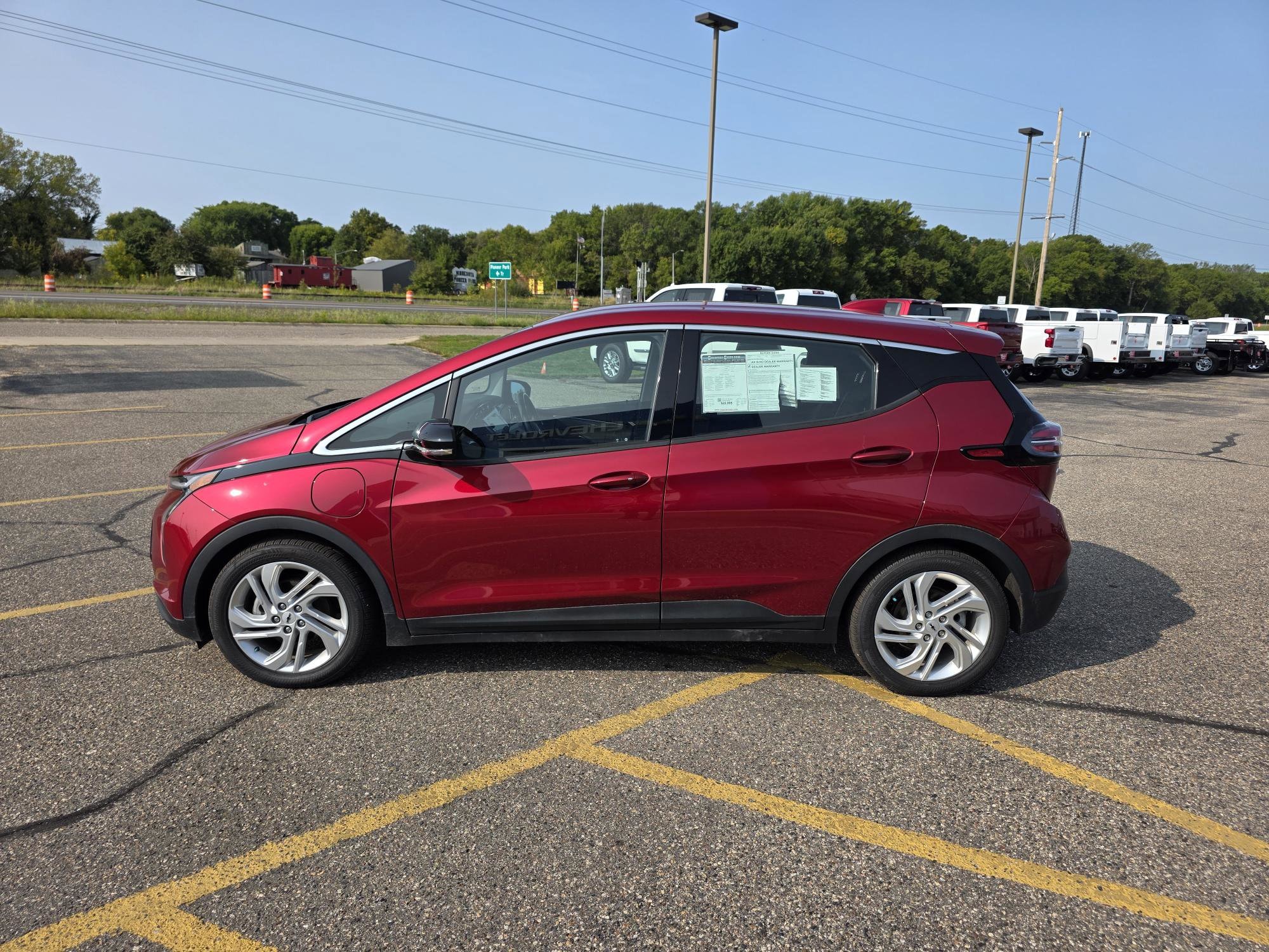 Used 2022 Chevrolet Bolt EV LT with VIN 1G1FW6S09N4104214 for sale in Annandale, Minnesota