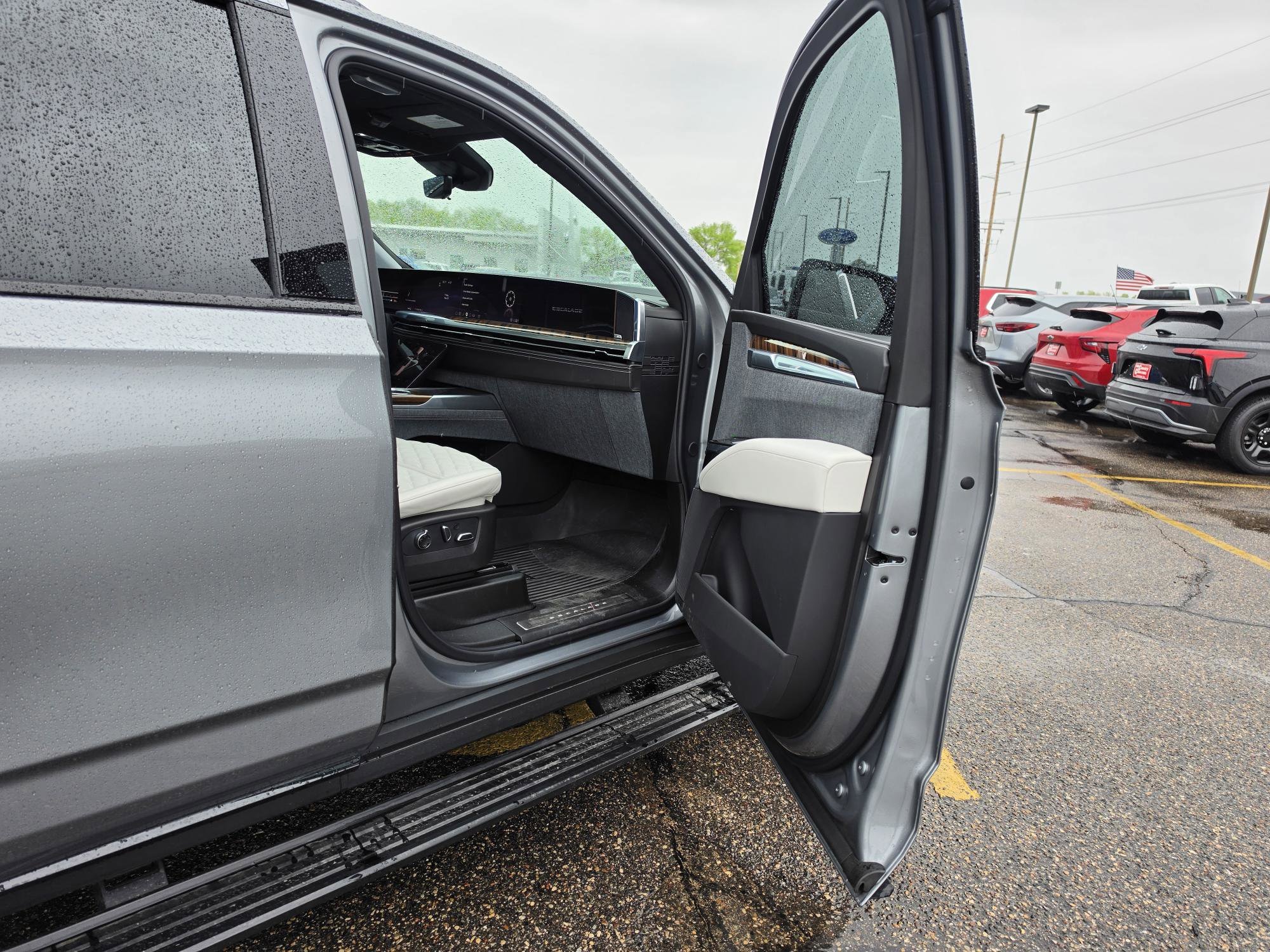 2026 Cadillac Escalade Platinum Sport - Photo 11