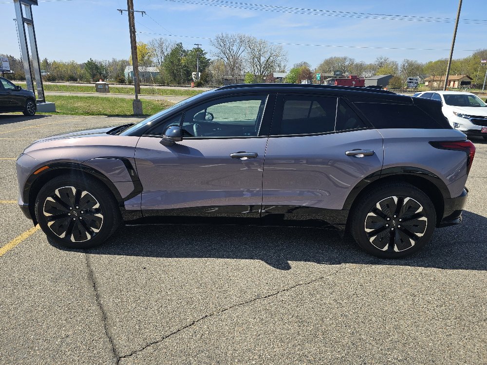 Used 2025 Chevrolet Blazer EV RS with VIN 3GNKD1RJ3SS105018 for sale in Annandale, Minnesota