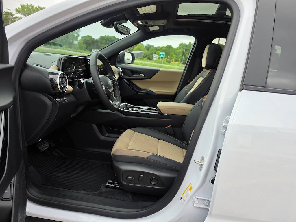 Used 2026 Chevrolet Equinox Activ SUV