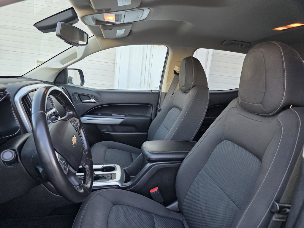 Used 2017 Chevrolet Colorado 4WD LT Truck Crew Cab