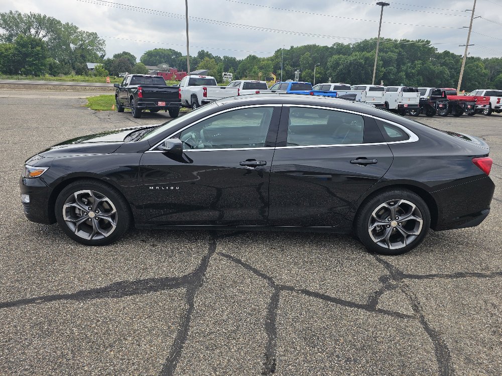 Used 2024 Chevrolet Malibu 1LT with VIN 1G1ZD5ST4RF239862 for sale in Annandale, Minnesota
