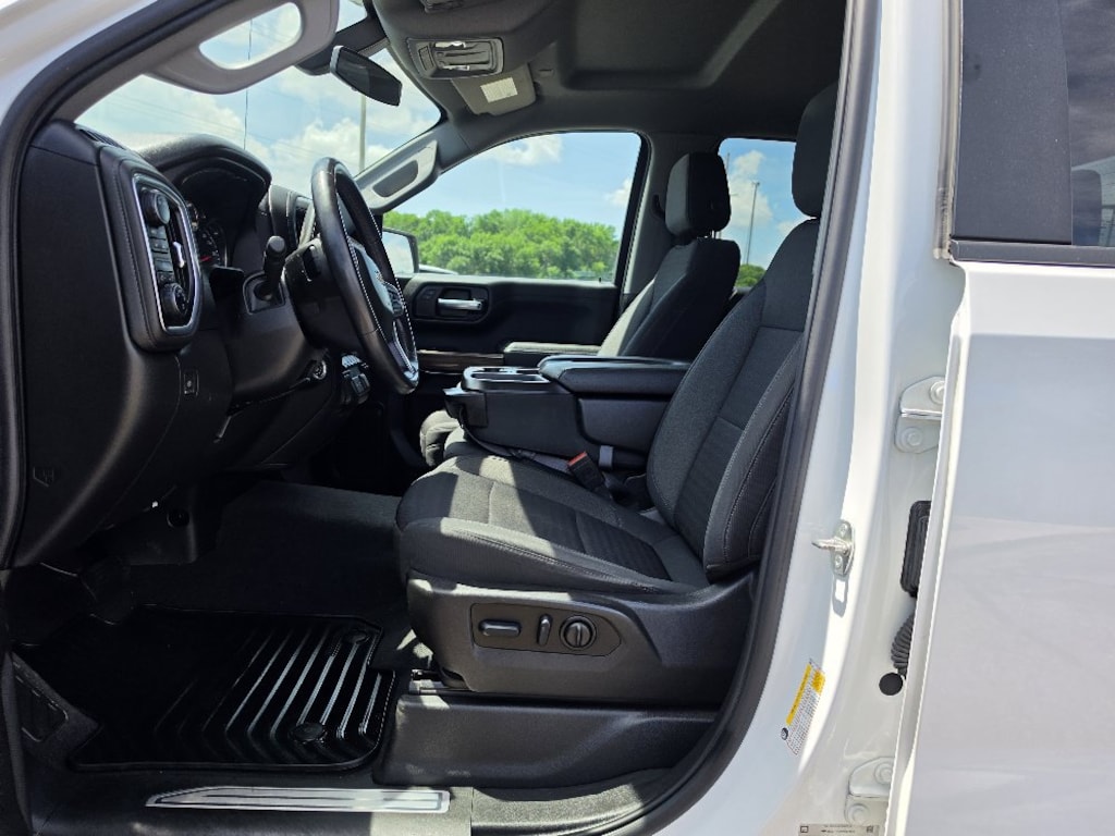 Used 2022 Chevrolet Silverado 1500 LTD LT Truck Crew Cab