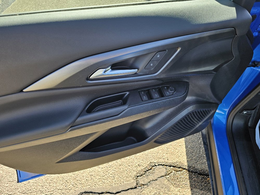2026 Chevrolet Equinox EV 1LT - Photo 15
