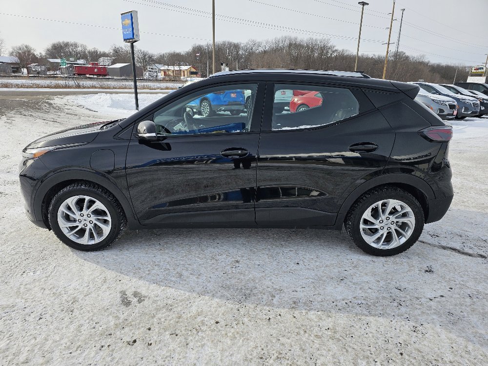 Used 2023 Chevrolet Bolt EUV LT with VIN 1G1FY6S09P4187138 for sale in Annandale, Minnesota