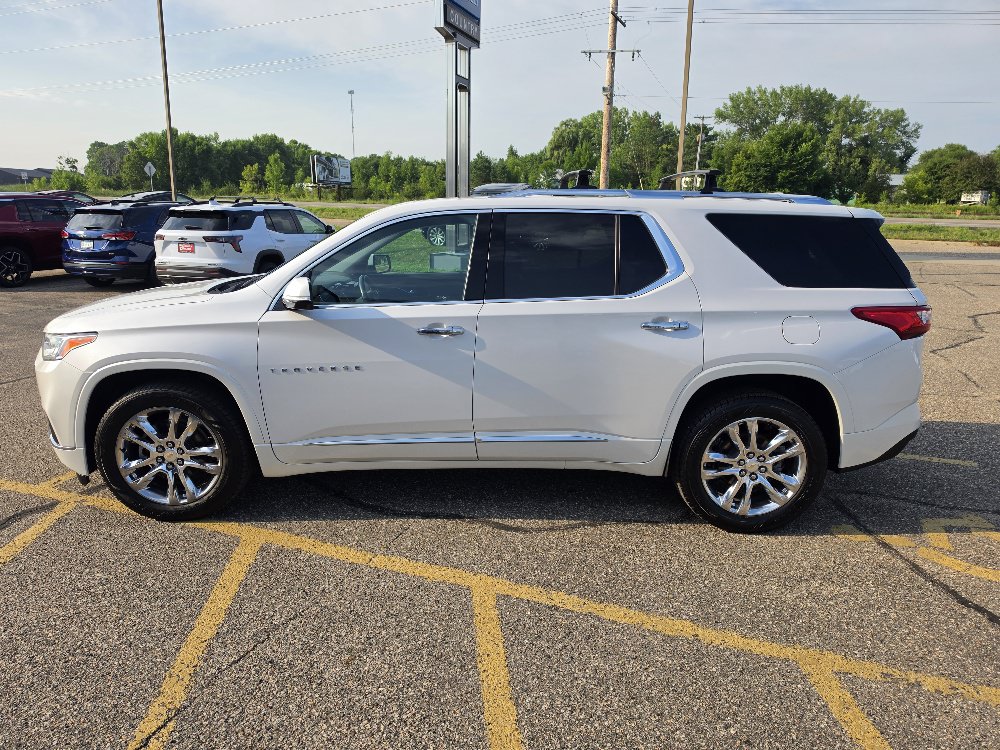 Used 2018 Chevrolet Traverse High Country with VIN 1GNEVKKW1JJ107310 for sale in Annandale, Minnesota