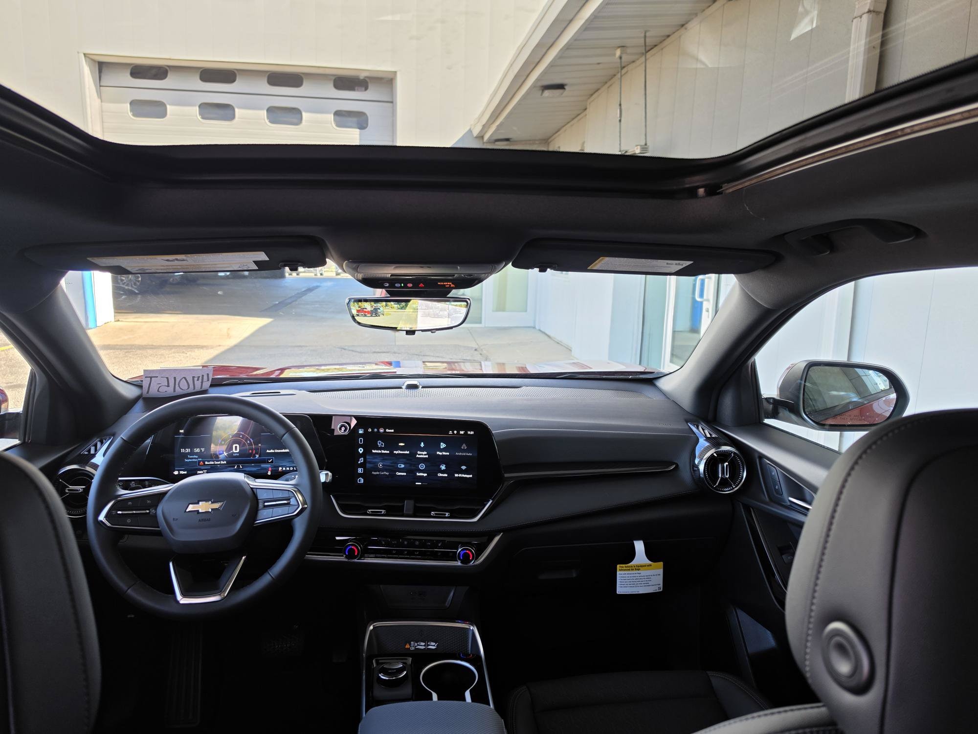 2027 Chevrolet Equinox LT - Photo 6