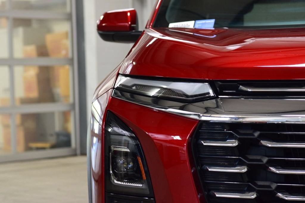 2025 Chevrolet Equinox LT - Photo 12