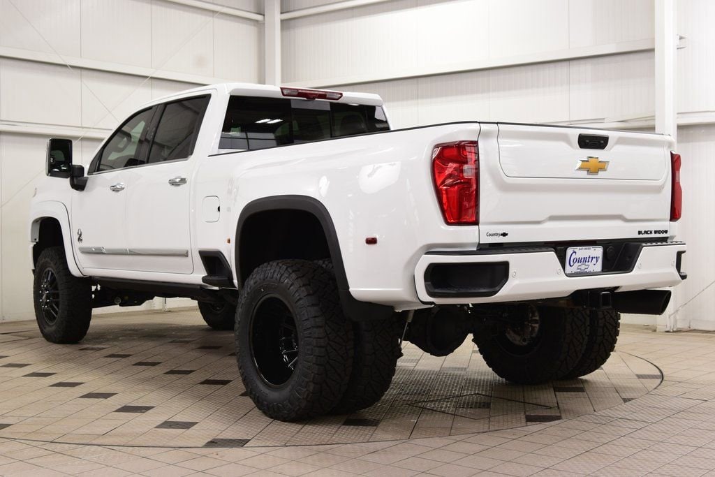 2026 Chevrolet Silverado 3500 HD High Country - Photo 6