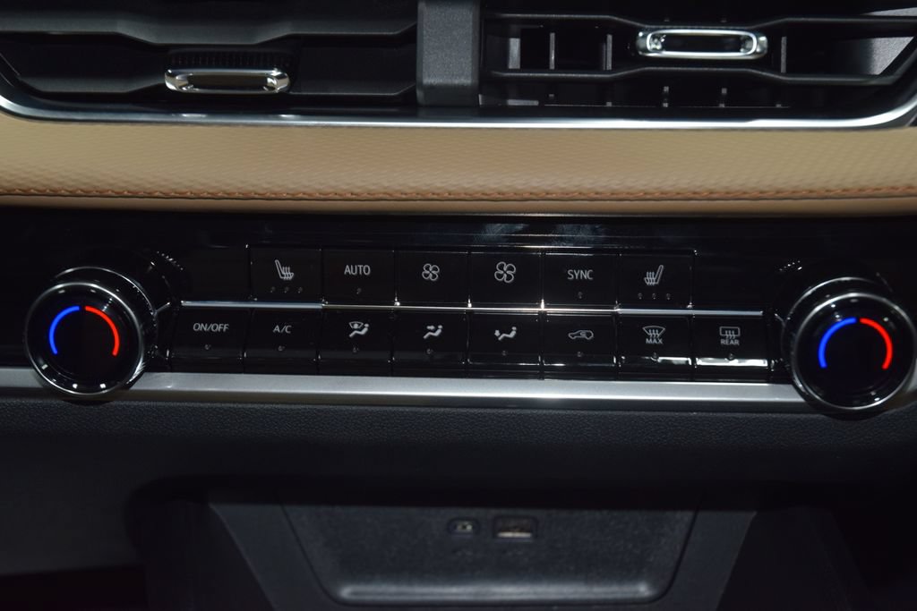 2027 Chevrolet Equinox ACTIV - Photo 32