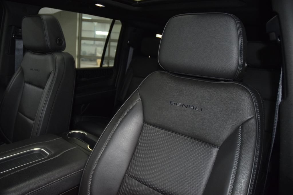 2024 GMC Yukon XL Denali - Photo 43