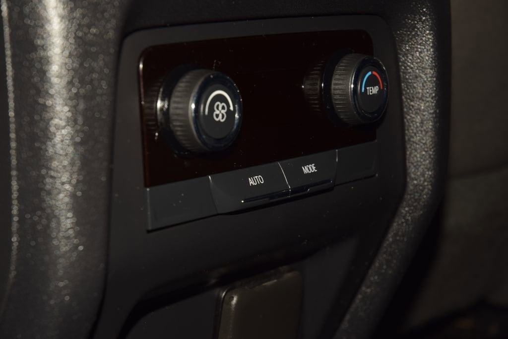 2024 Chevrolet Traverse 2LT - Photo 41