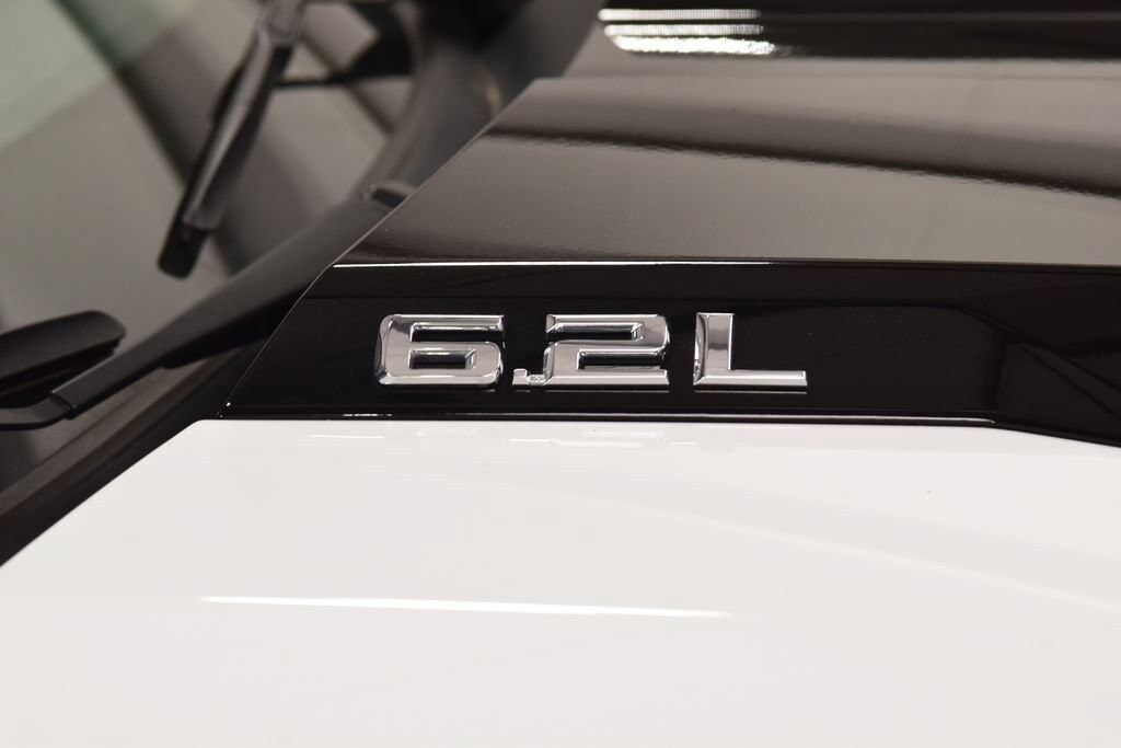 2023 Chevrolet Silverado 1500 ZR2 - Photo 18
