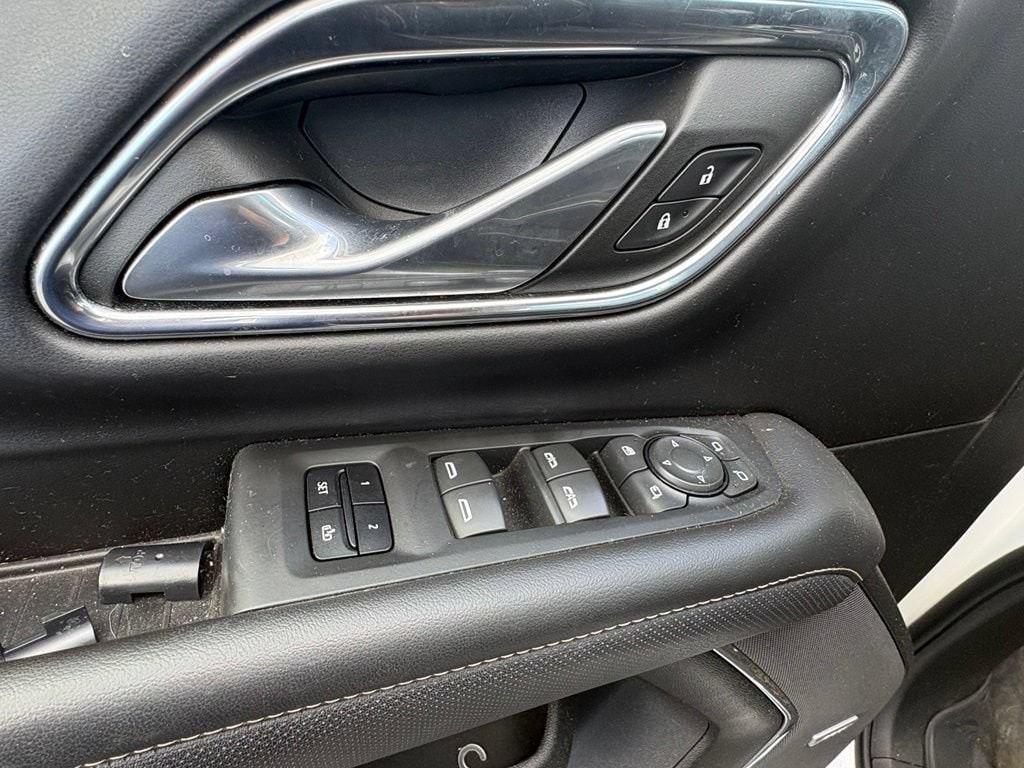 2022 GMC Yukon SLT - Photo 19