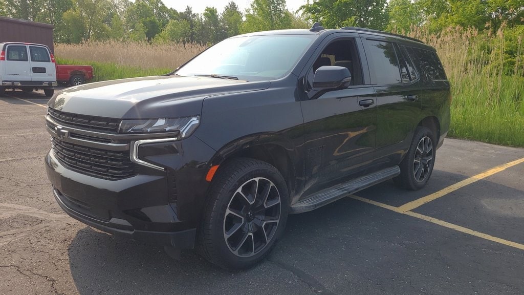 Used 2022 Chevrolet Tahoe RST with VIN 1GNSKRKD6NR291833 for sale in Warrenton, VA