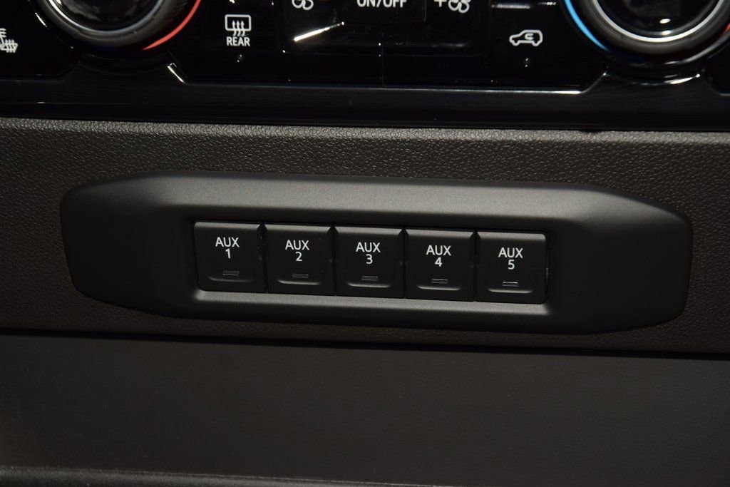 2026 Chevrolet Silverado 3500 HD High Country - Photo 36