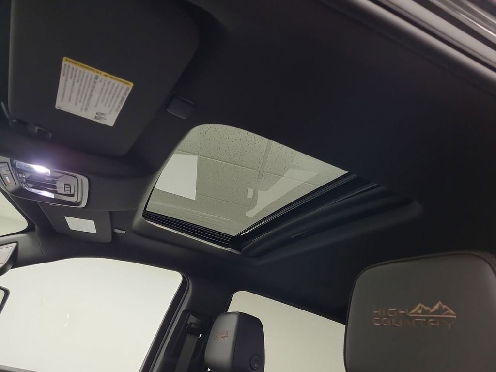 2024 Chevrolet Silverado 3500HD High Country - Photo 23