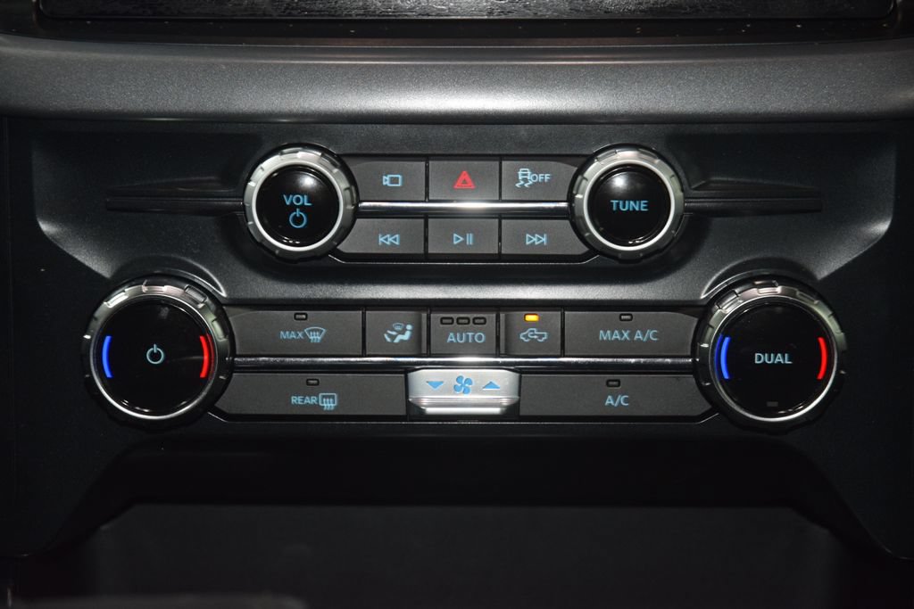 2025 Ford F-150 XLT - Photo 34