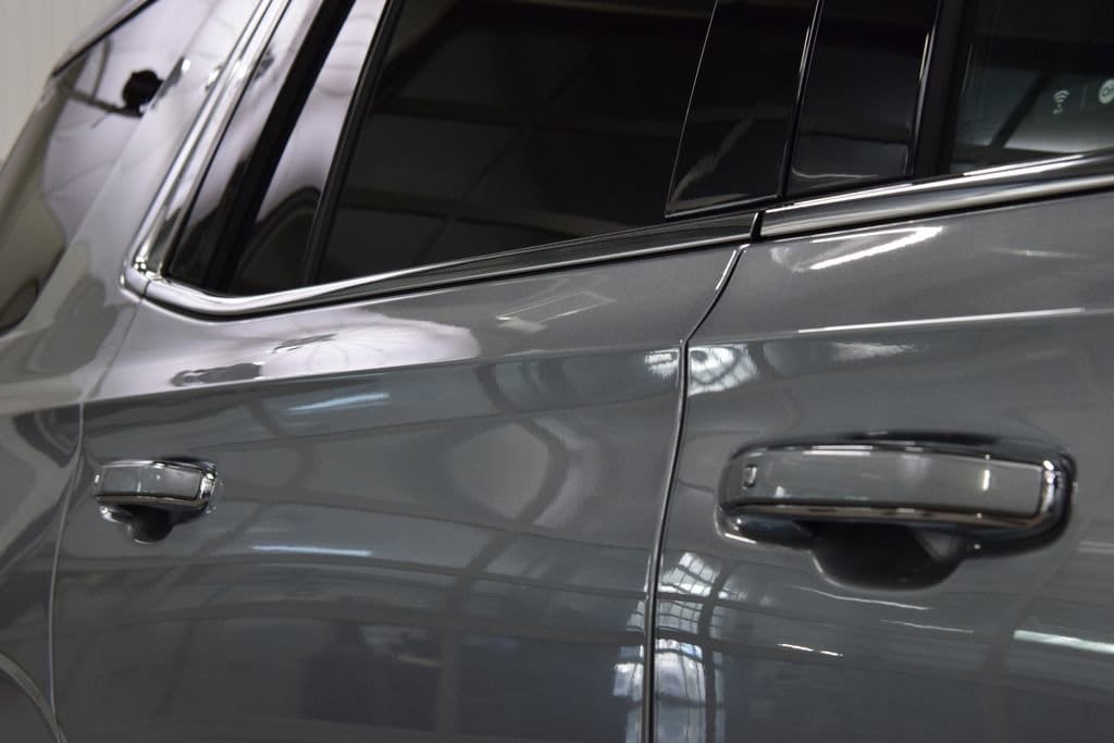 2024 GMC Yukon Denali - Photo 19